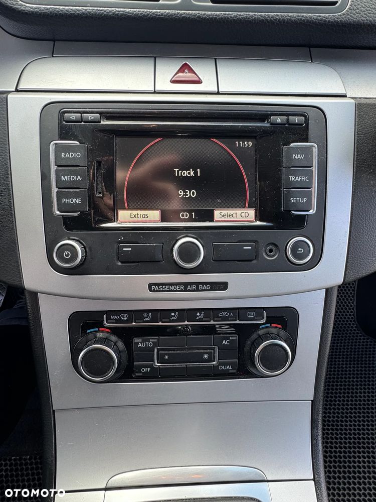 Volkswagen Passat CC - 20