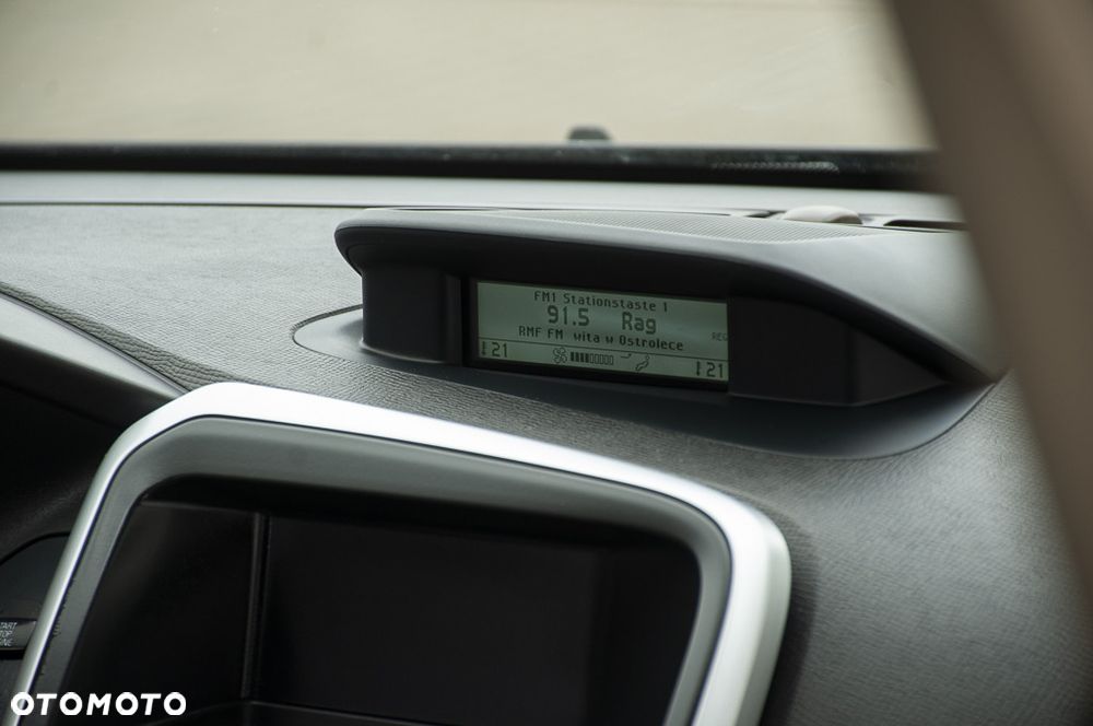 Volvo XC 60 D5 AWD Momentum - 33