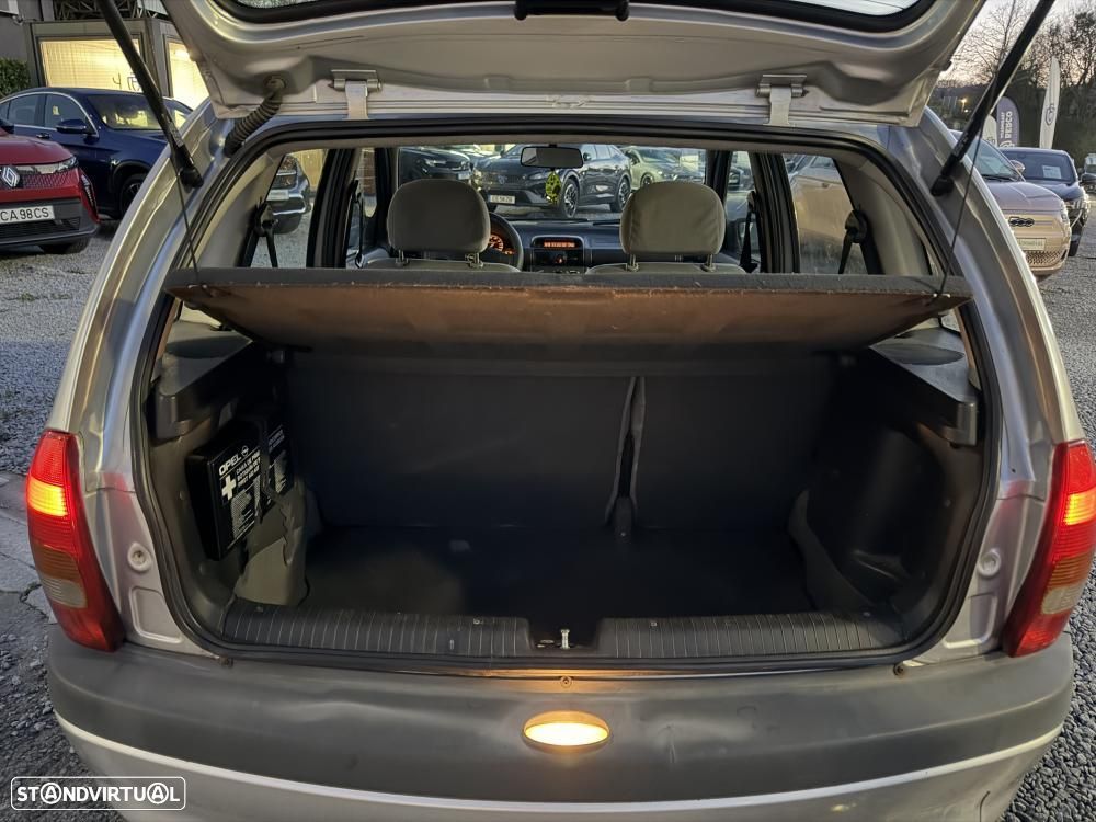 Opel Corsa 1.2 16V Swing - 17