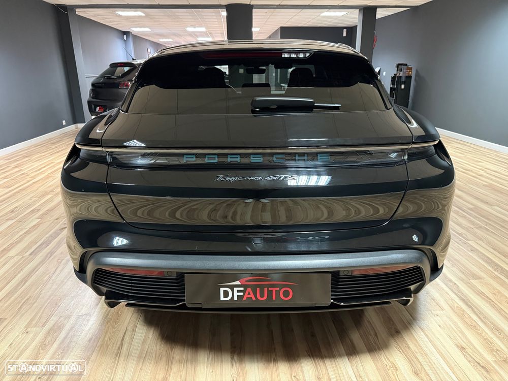 Porsche Taycan Sport Turismo GTS - 10