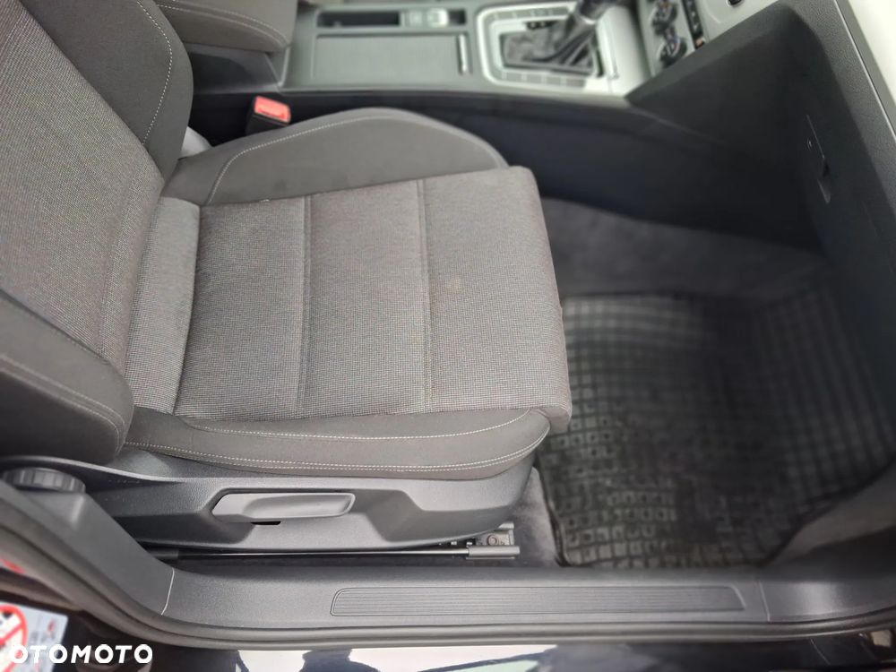 Volkswagen Passat 2.0 TDI (BlueMotion Technology) DSG Highline - 10