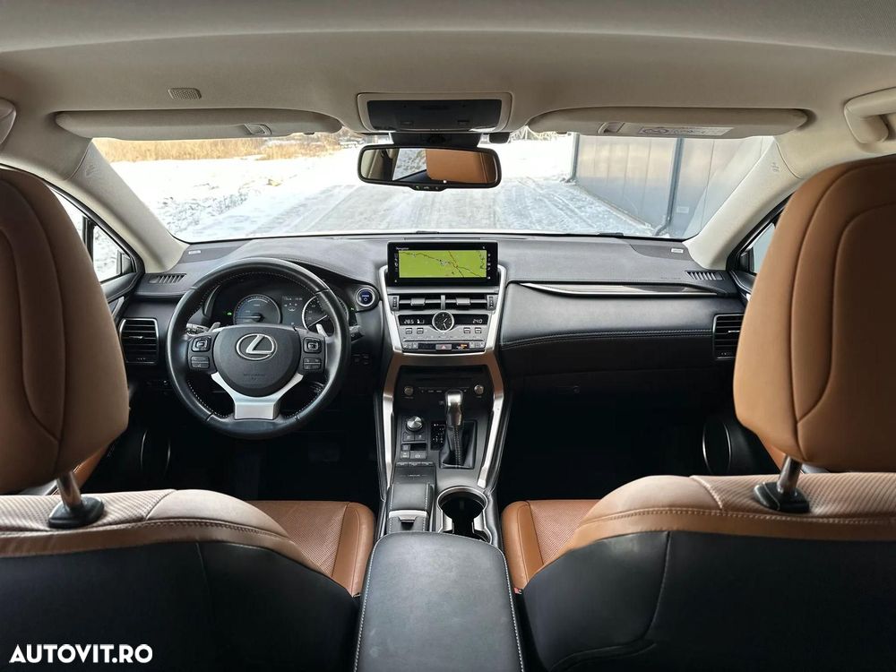 Lexus Seria NX 300h E-FOUR Luxury Line - 25