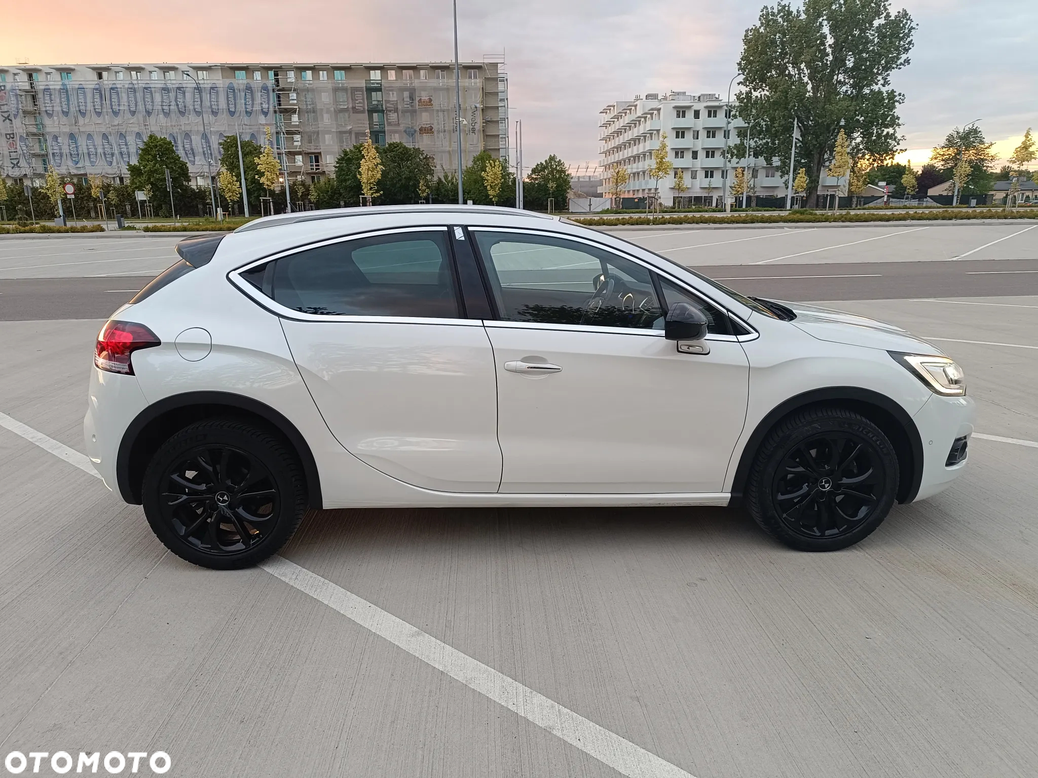 DS Automobiles DS 4 - 14