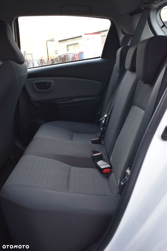 Toyota Yaris - 14
