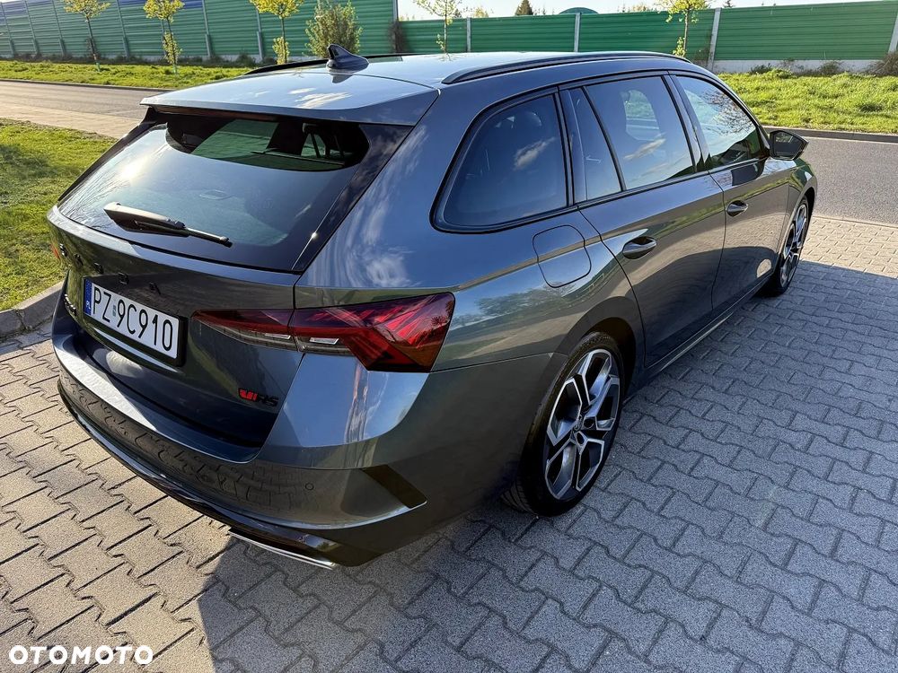 Skoda Octavia 2.0 TDI DSG RS - 3