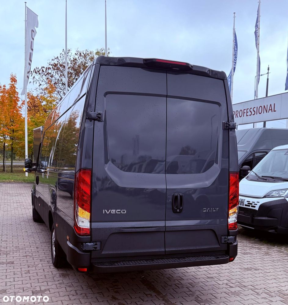 Iveco Daily 35S18 Automat - OKAZJA MAXI DŁUGOŚĆ 4680mm - 7