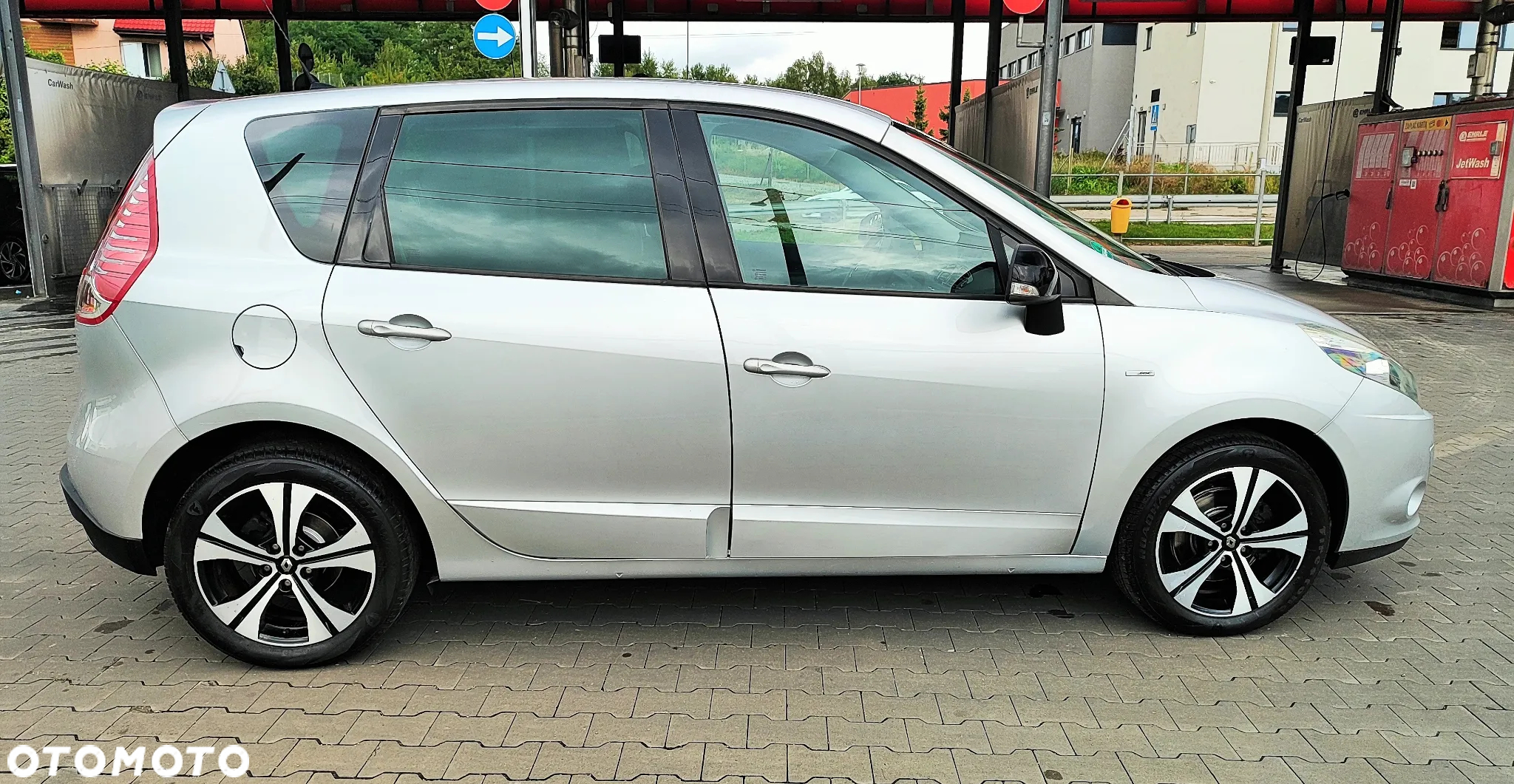 Renault Scenic 1.4 16V TCE Bose Edition - 18