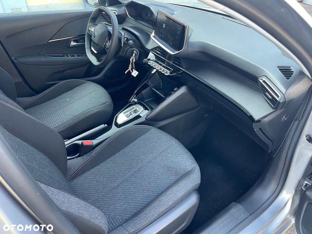 Peugeot 208 1.2 mHEV Active - 11