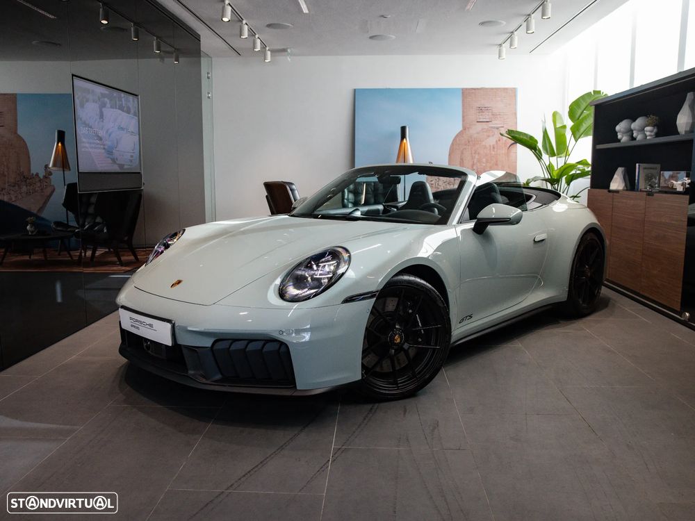 Porsche 911 (992)