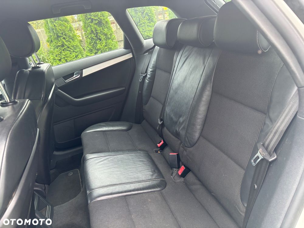 Audi A3 Sportback 2.0 TDI DPF S tronic S line Sportpaket - 39