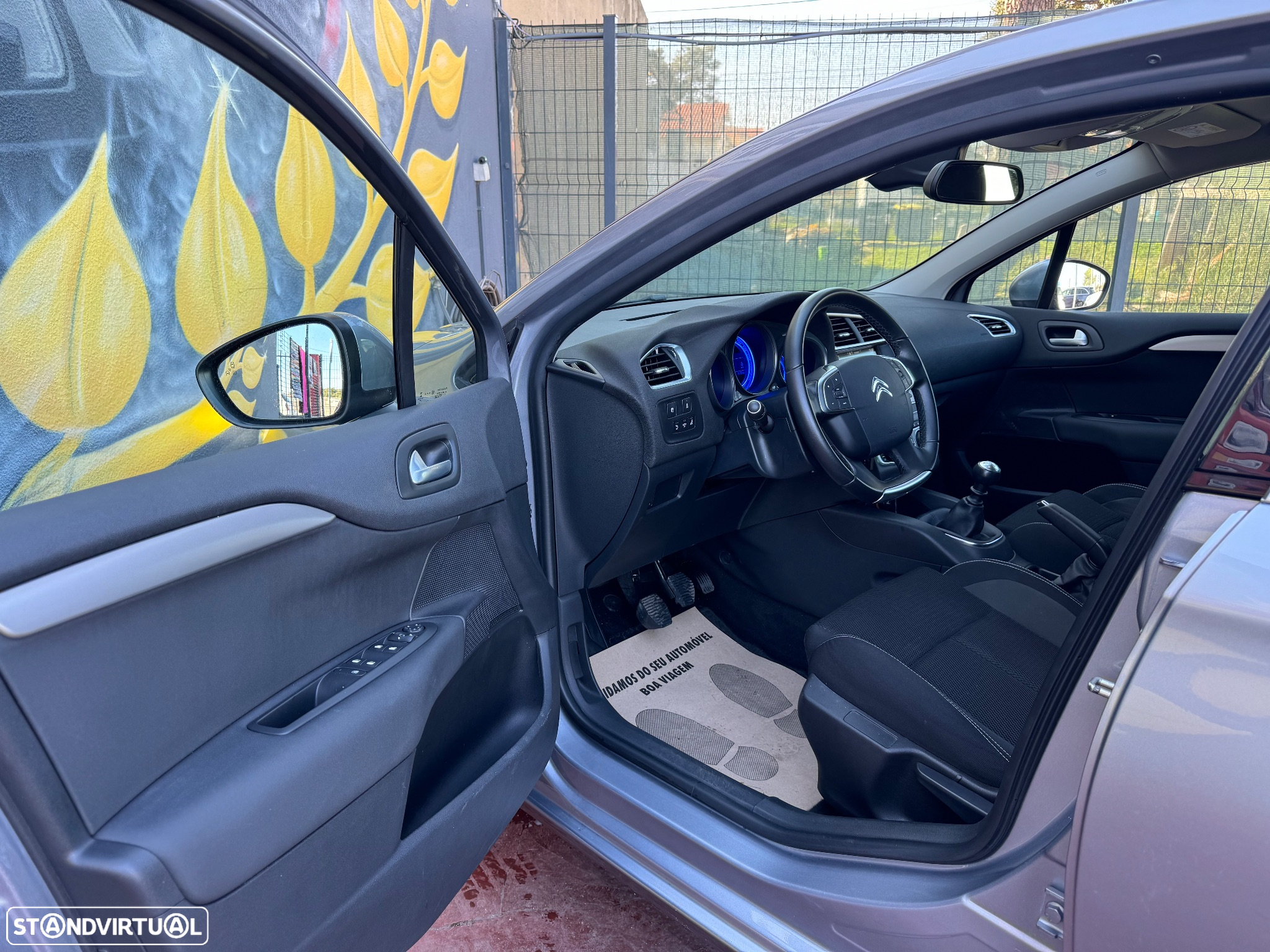 Citroën C4 1.2 PureTech Feel - 5