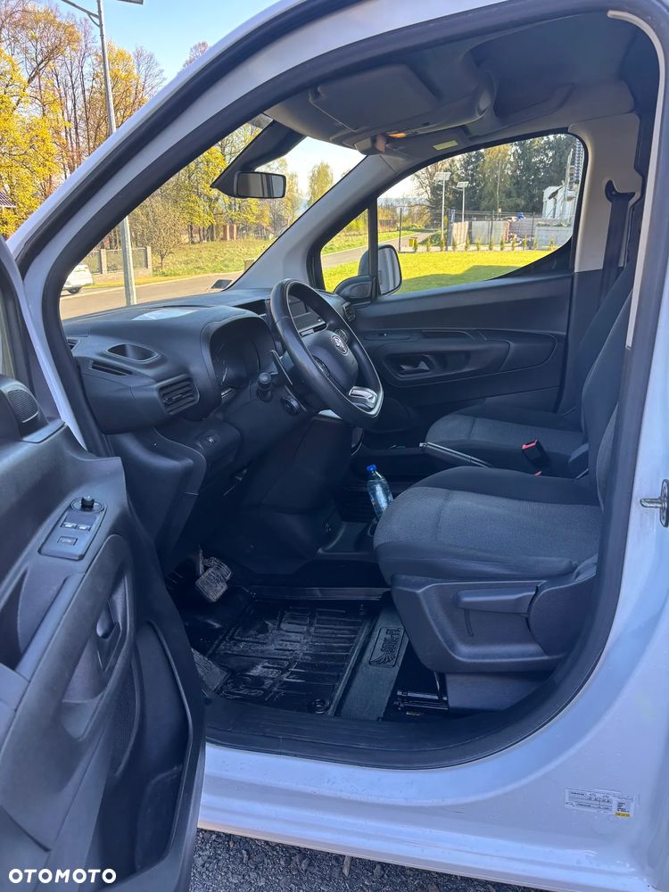 Toyota PROACE CITY - 12