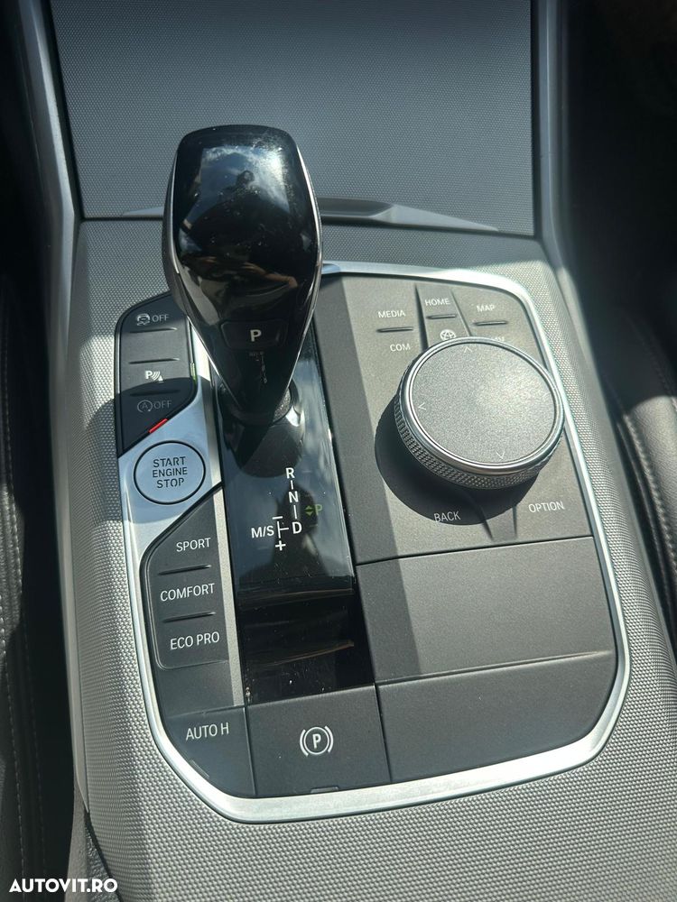 BMW Seria 3 318d Aut. - 11