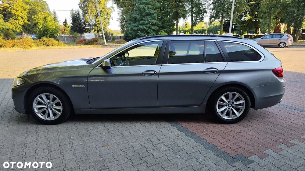 BMW Seria 5 520d Touring - 4