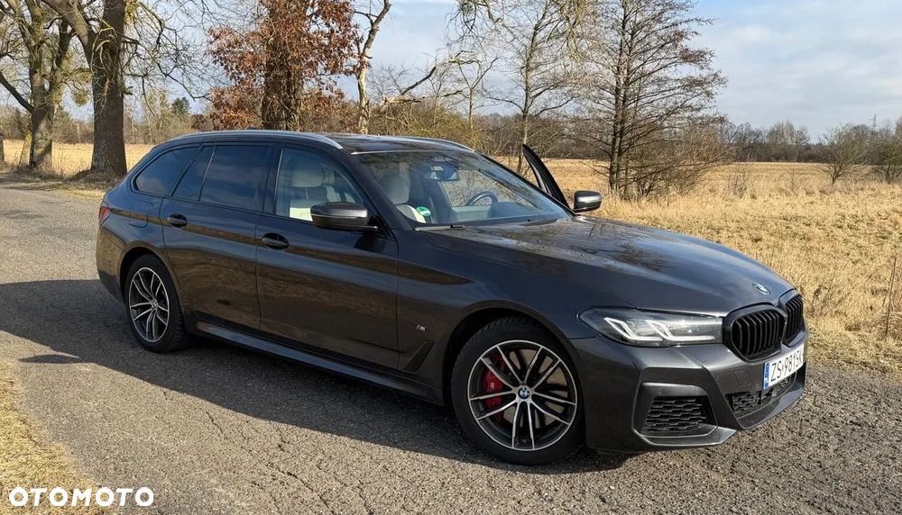 BMW Seria 5 540i xDrive mHEV - 5