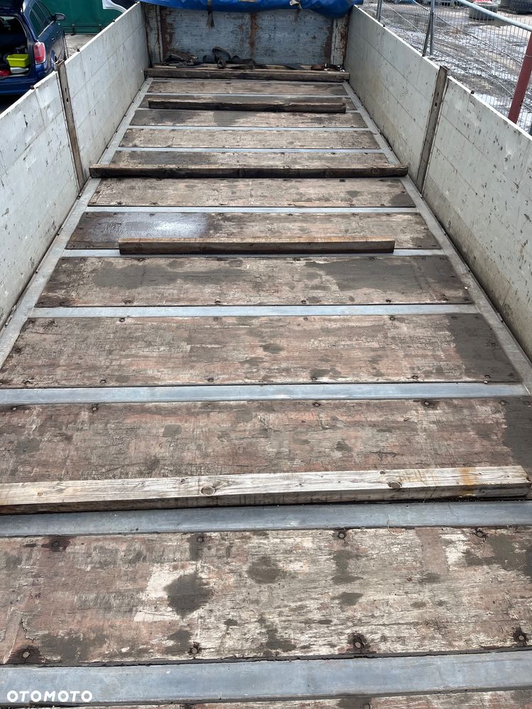 Renault Premium - 12