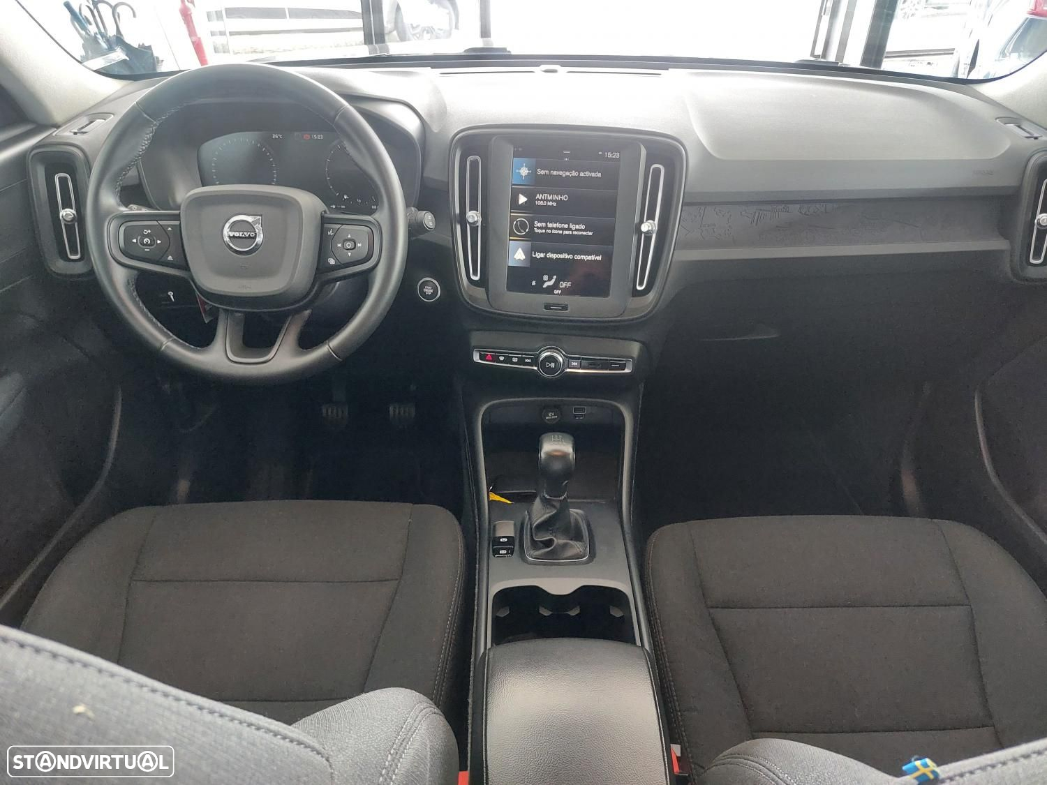 Volvo XC 40 1.5 T2 Momentum - 11