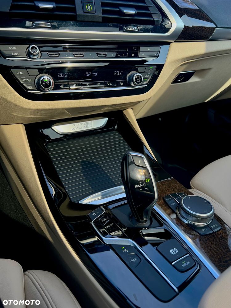 BMW X3 xDrive30i xLine - 12