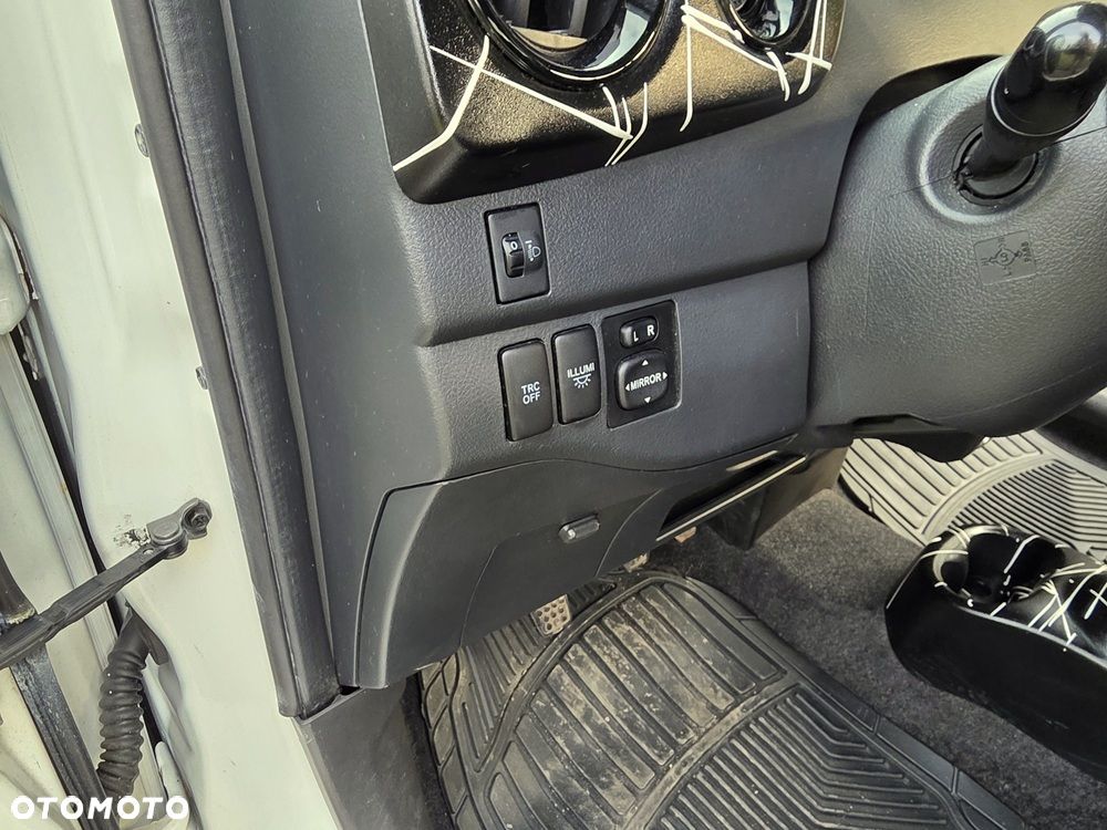 Daihatsu Materia 1.5 - 21