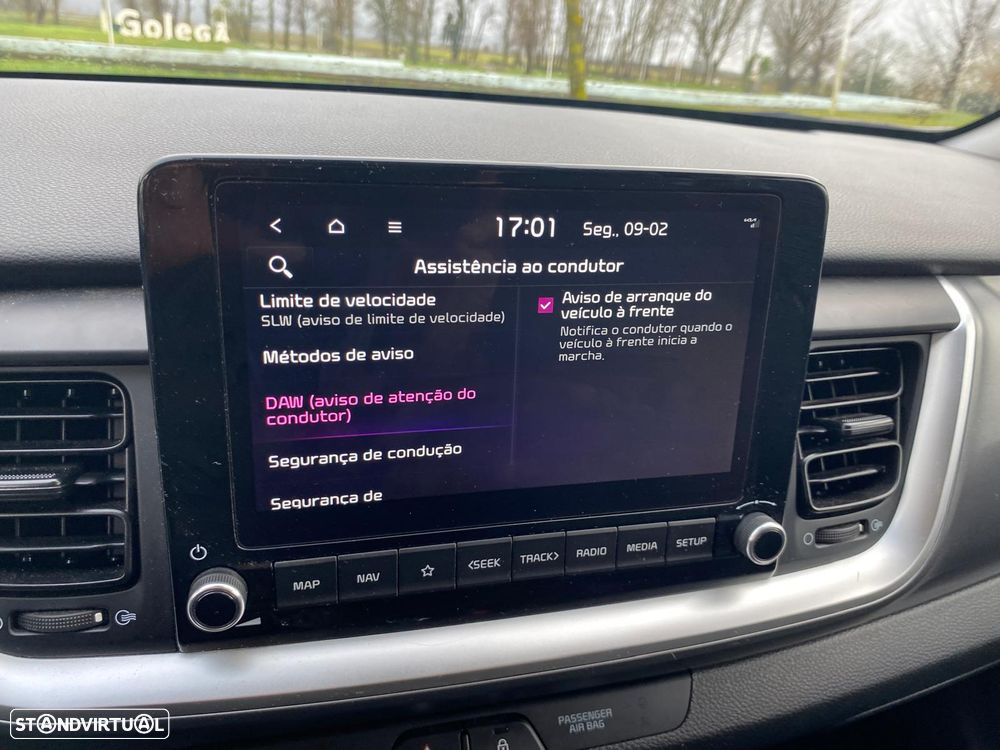 Kia Stonic 1.2 MPi Dynamic - 32