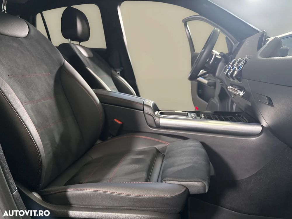 Mercedes-Benz GLA 200 d 4MATIC - 13
