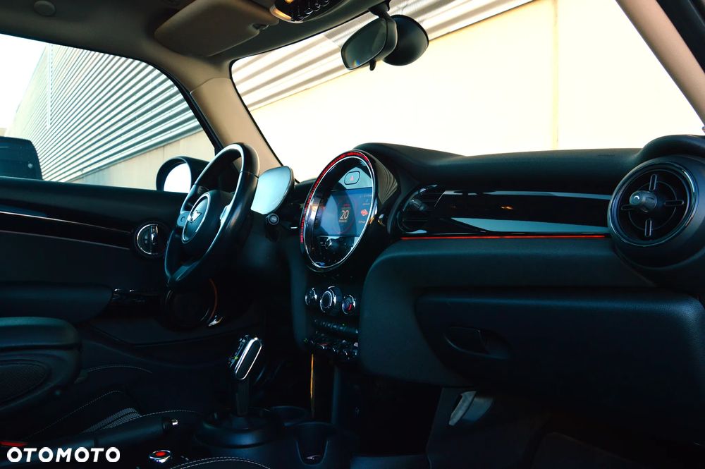 MINI Cooper S Standard - 17