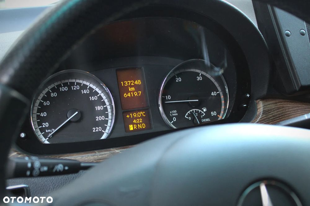 Mercedes-Benz Viano 2.2 CDI DPF extralang 4Matic Automatik Ambiente Edition - 26