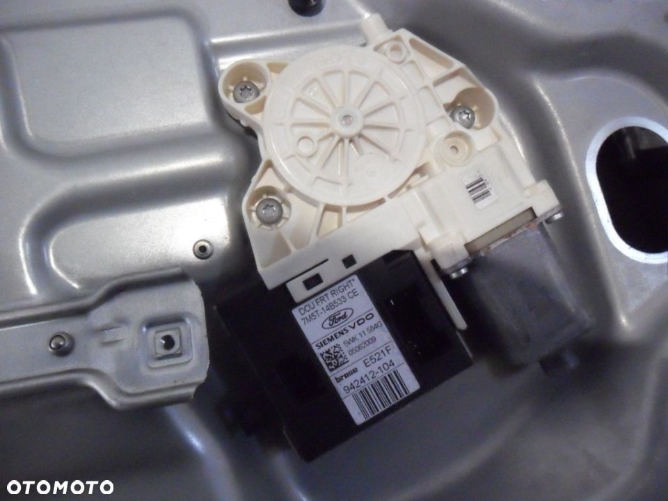 FORD FOCUS MK2 LIFT KOMBI 07-11 2009r PODNOŚNIK SZYB PRAWY PRZÓD - 7