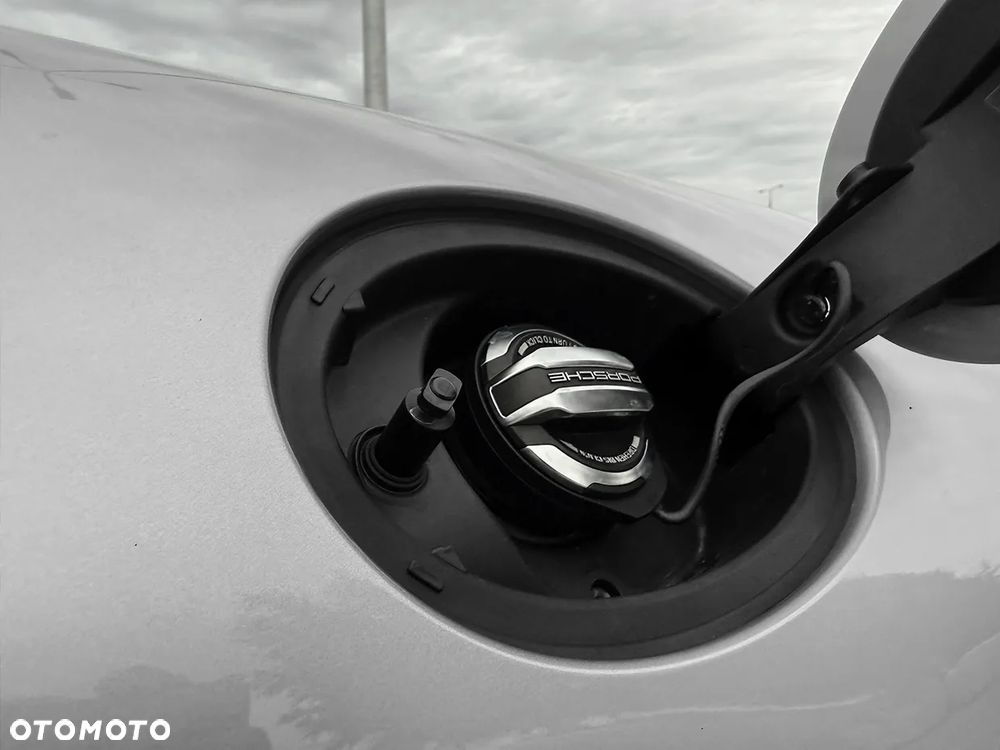Porsche 911 - 17