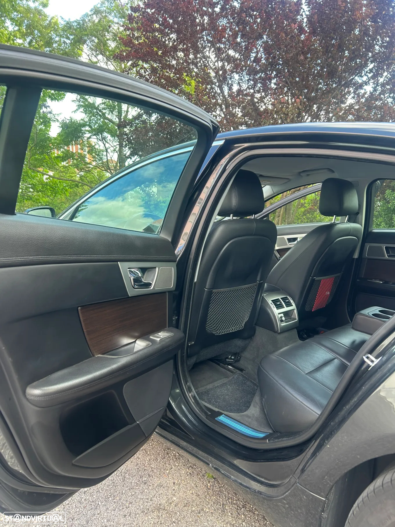 Jaguar XF - 4