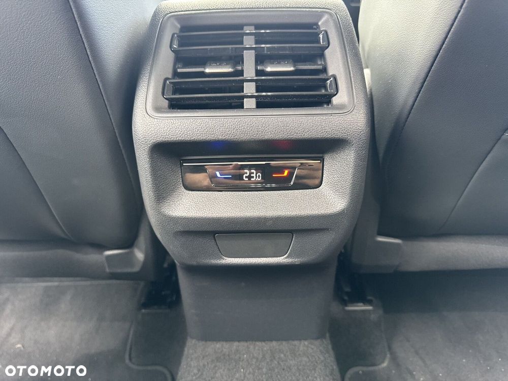 Volkswagen Tiguan - 25