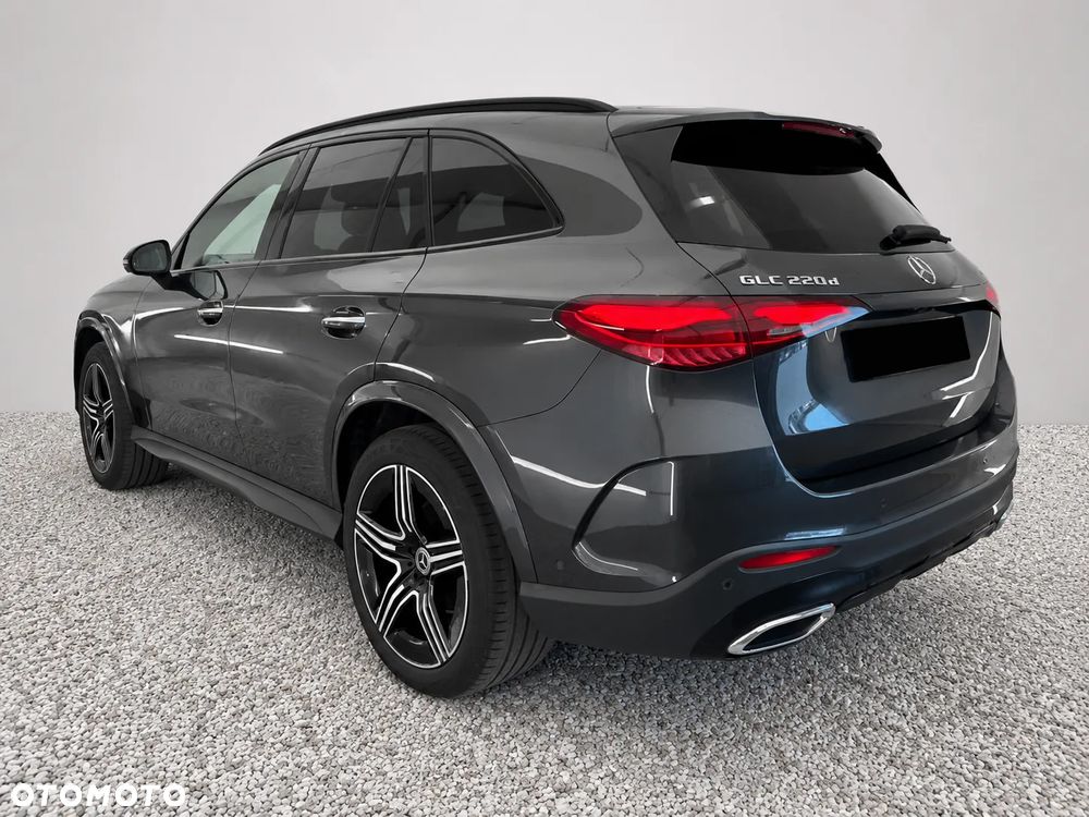 Mercedes-Benz GLC 220 d mHEV 4-Matic AMG Line - 4