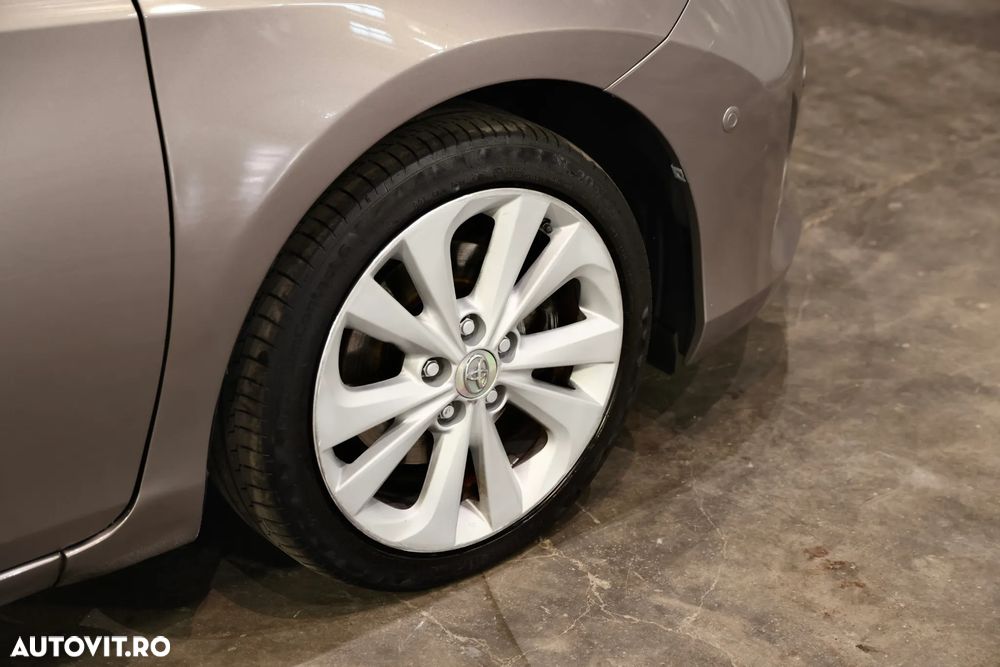 Toyota Auris - 32