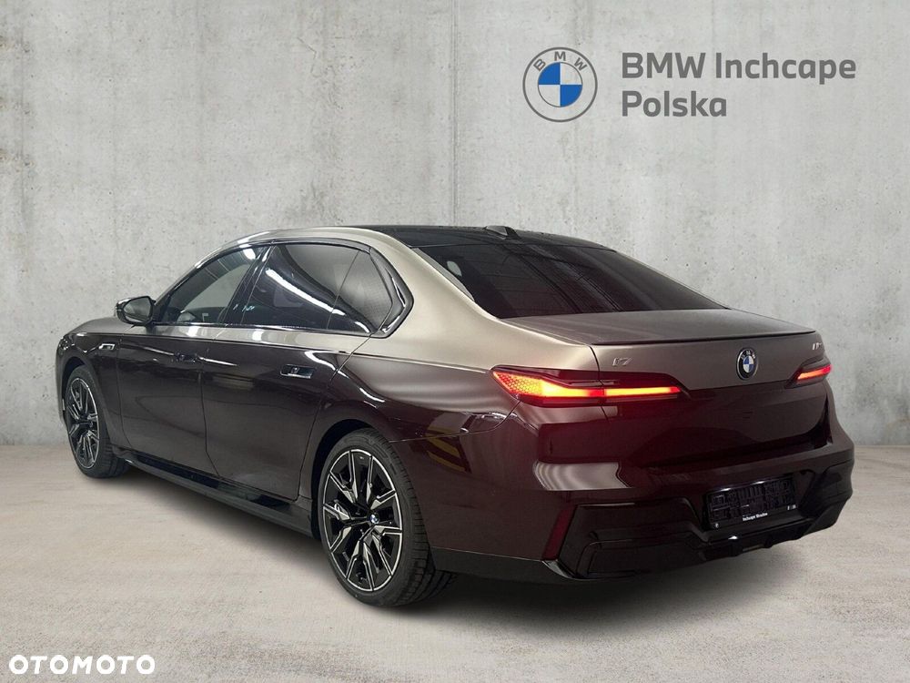 BMW i7 - 3