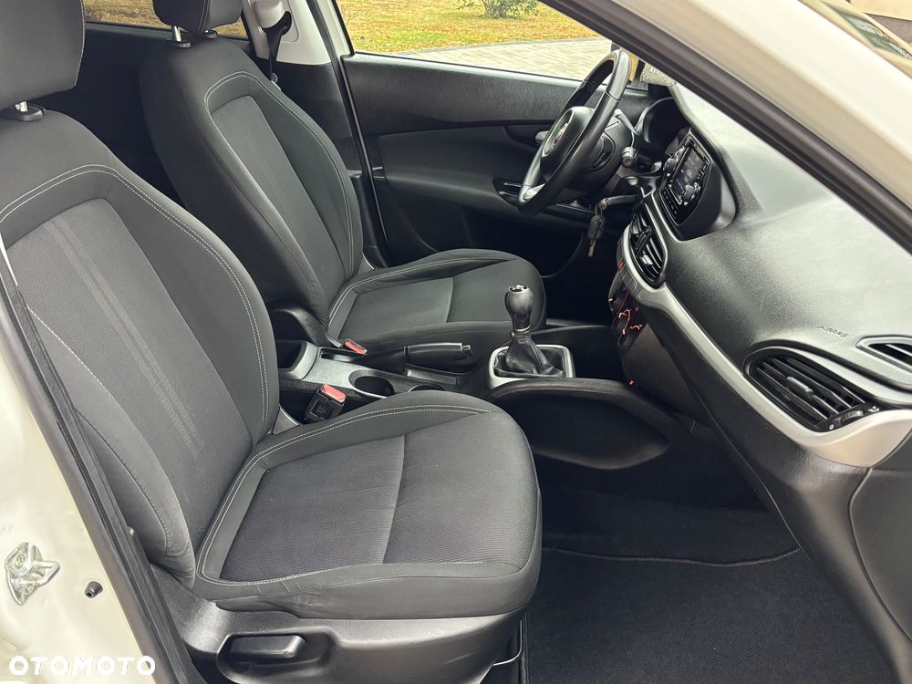Fiat Tipo 1.3 MultiJet Lounge - 35