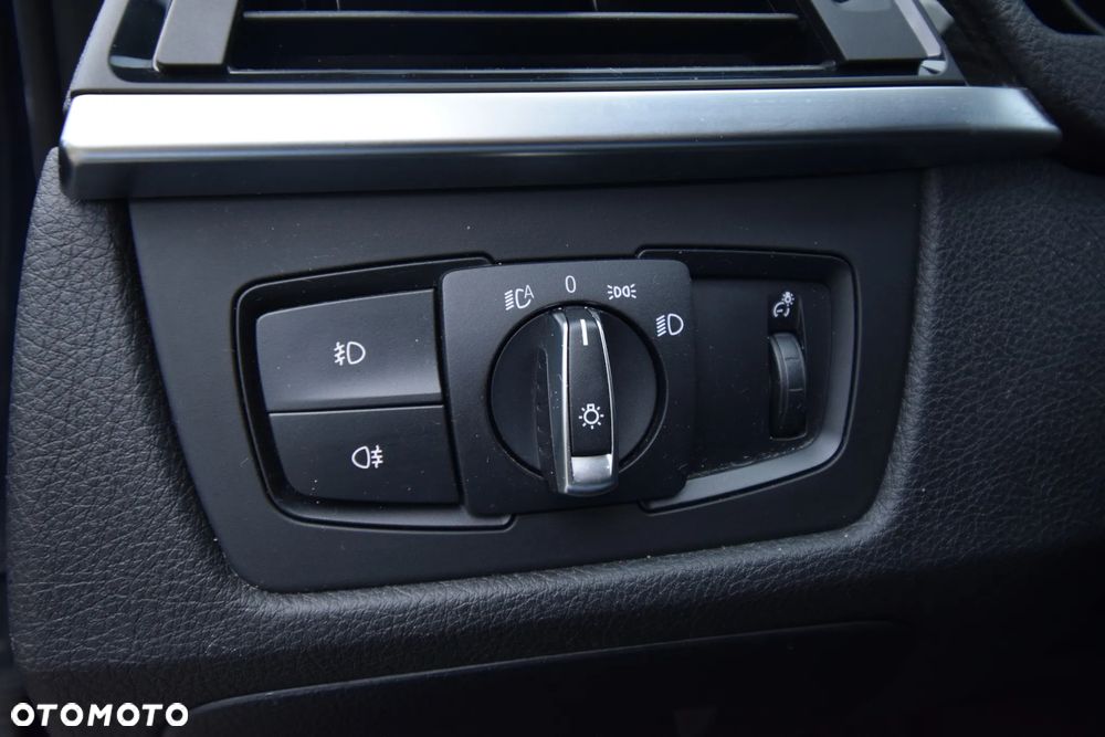 BMW Seria 3 - 27