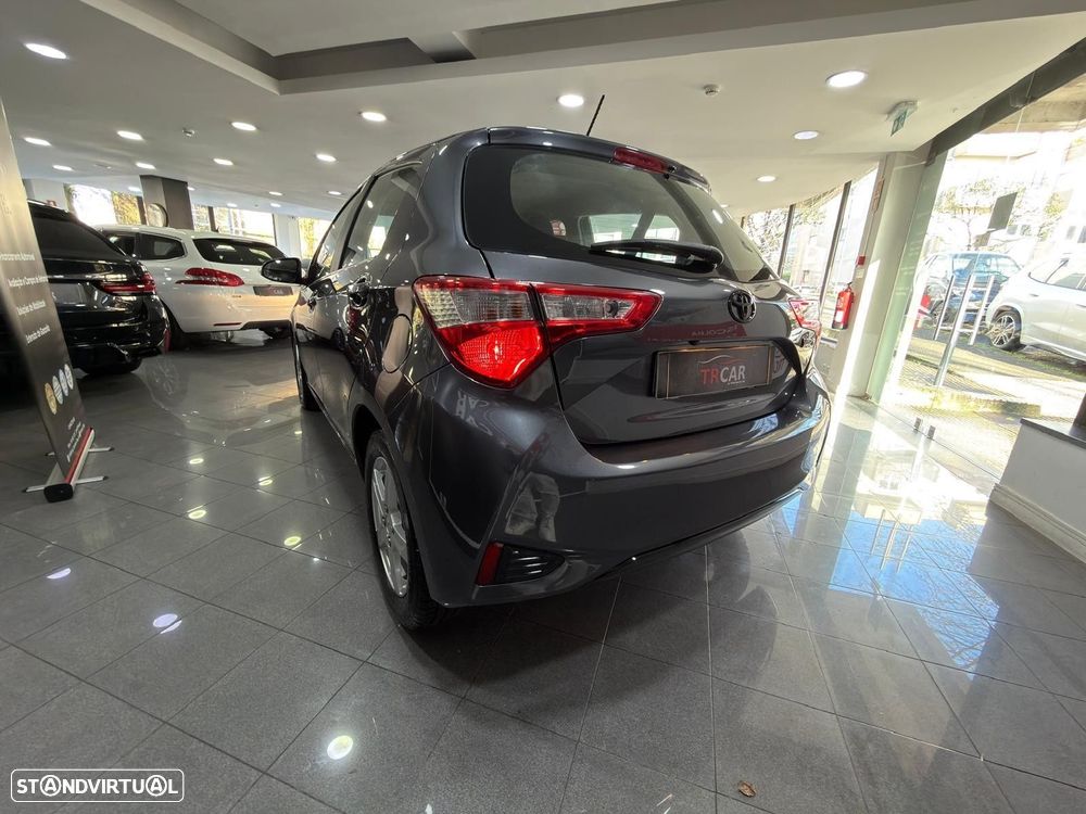 Toyota Yaris 1.0 VVT-i Exclusive - 11