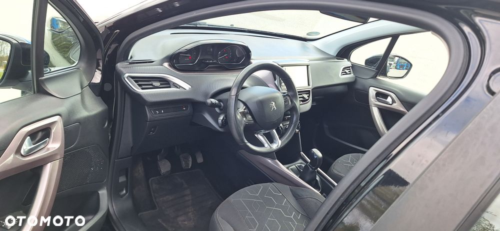 Peugeot 2008 - 6