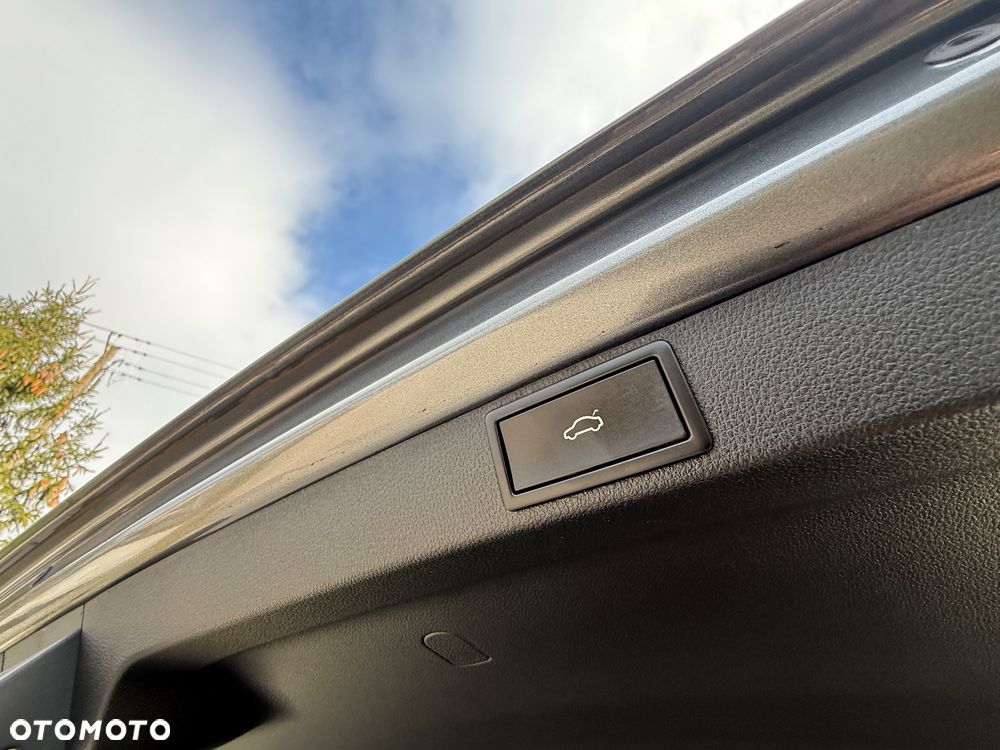 Skoda Octavia 1.5 TSI mHEV DSG Selection - 8