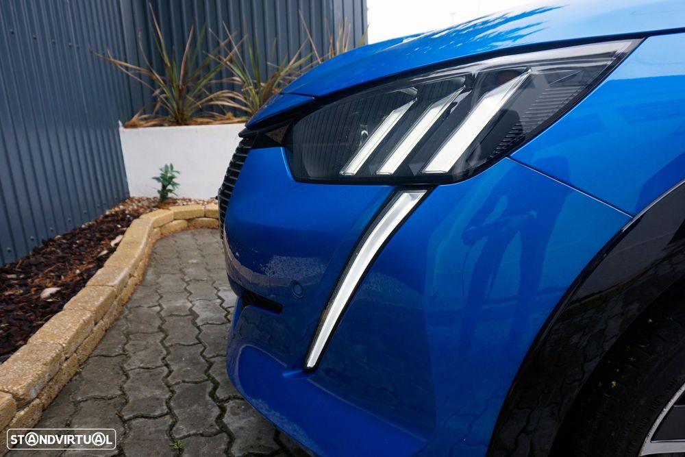 Peugeot 208 1.2 PureTech GT Line - 3