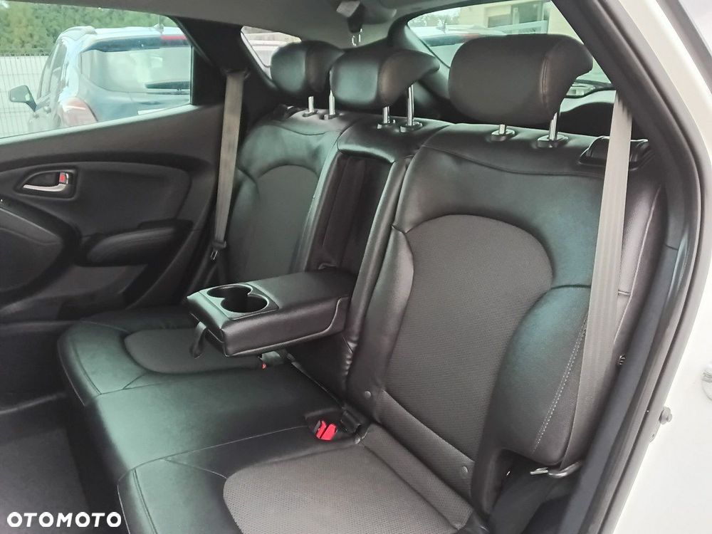 Hyundai ix35 1.6 2WD Fifa World Cup Edition - 15
