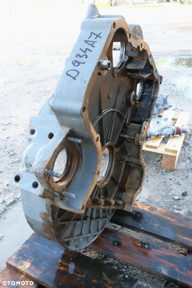 obudowa koła zamachowego wienca  liebherr D934 A7 kod 10127225, 7.014litra - 6