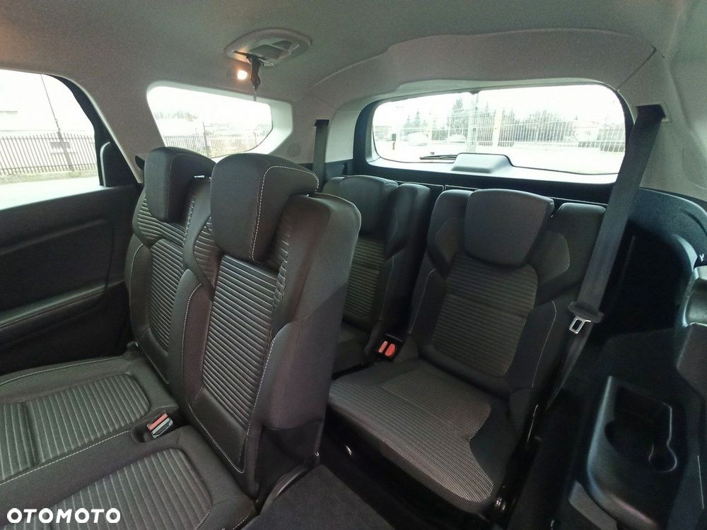 Renault Scenic BLUE dCi 120 BUSINESS EDITION - 9