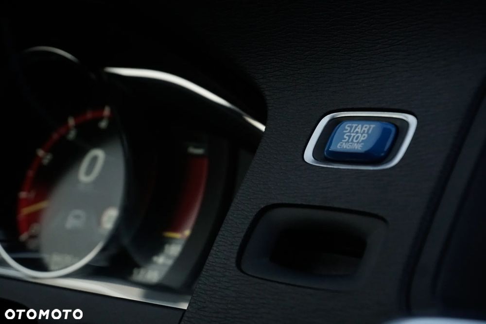 Volvo S60 T6 AWD Polestar - 28