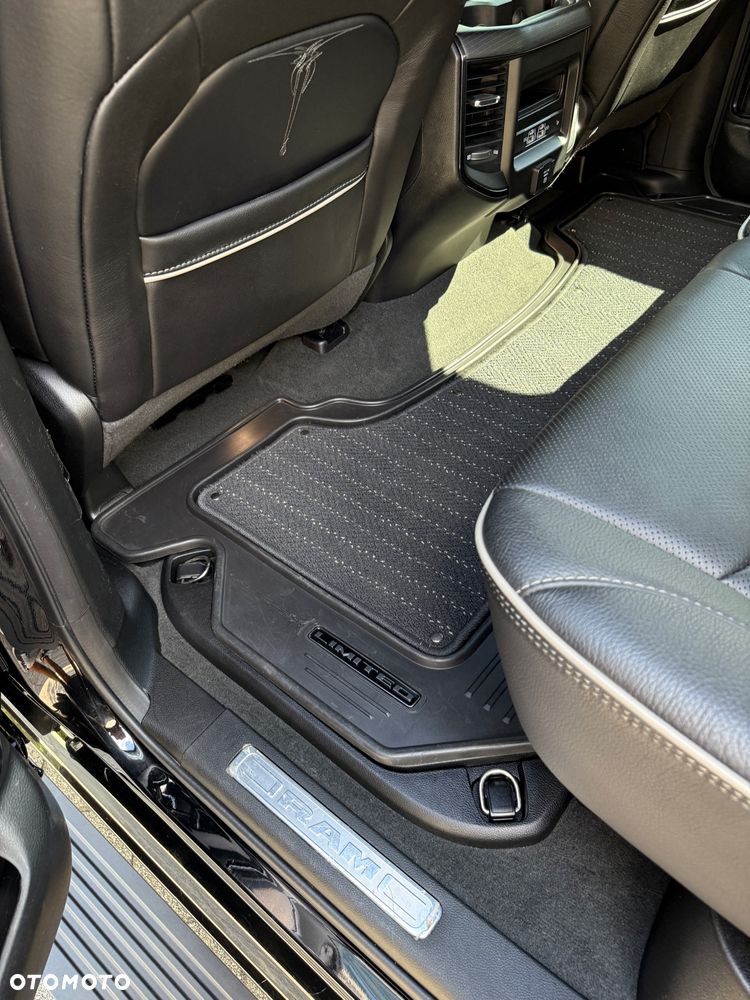 Dodge RAM - 14