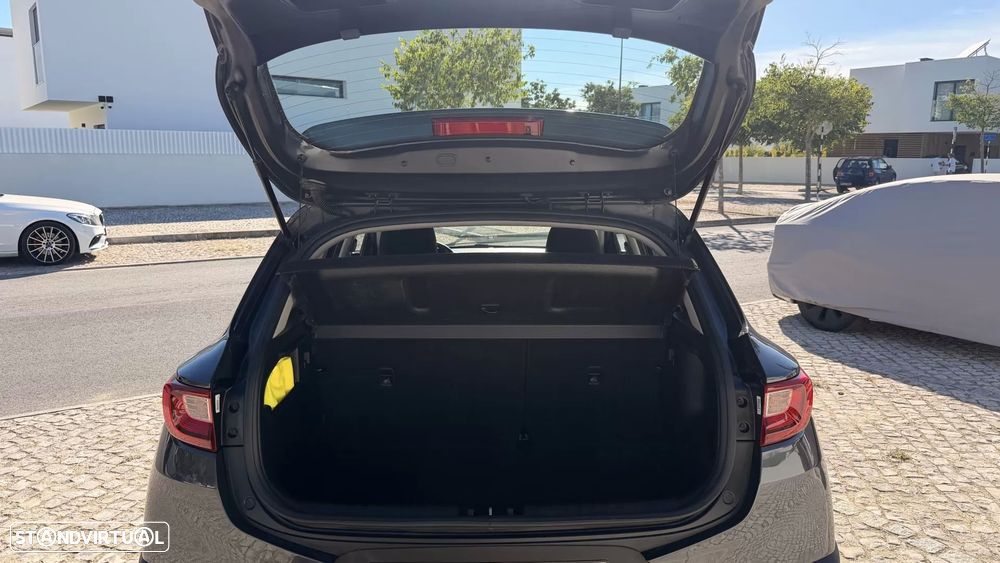 Kia Stonic 1.0 T-GDI OPF Mild Hybrid Nightline Edition — fotografia 15