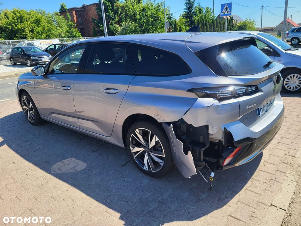 Peugeot 308 PureTech 130 GPF EAT8 Stop & Start Allure Business-Paket - 22