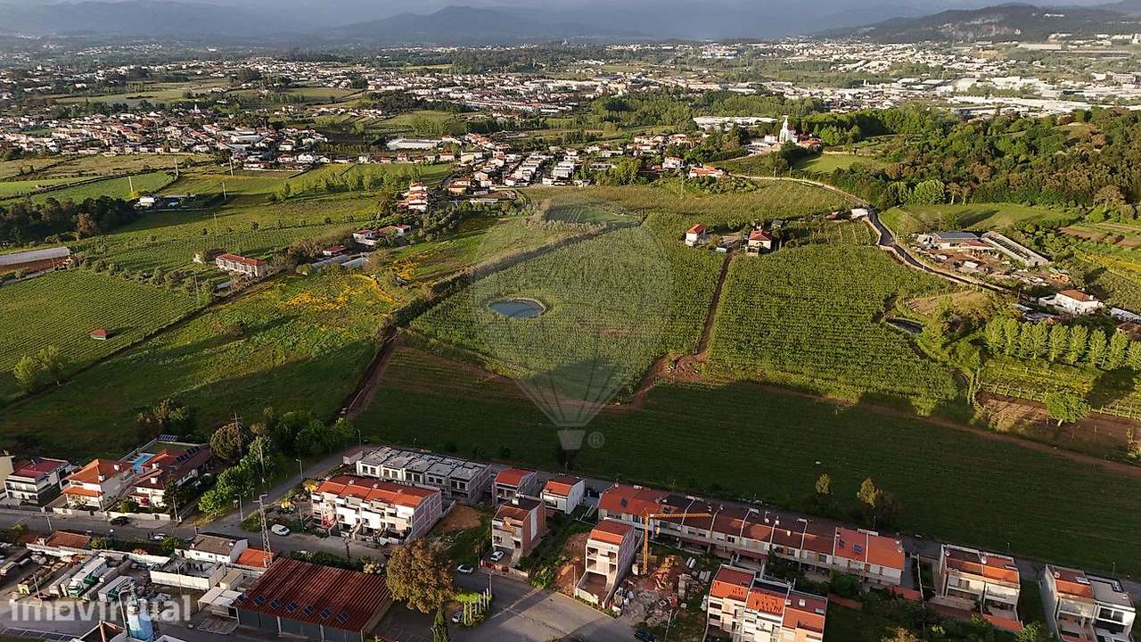 Terreno para Moradia c/ Projeto Totalmente Aprovado Pronto a Construir - Grande imagem: 3/8