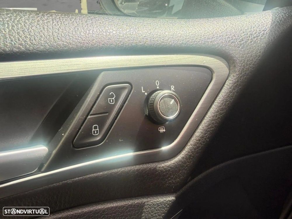 VW Golf Variant 1.6 TDi R-Line - 13