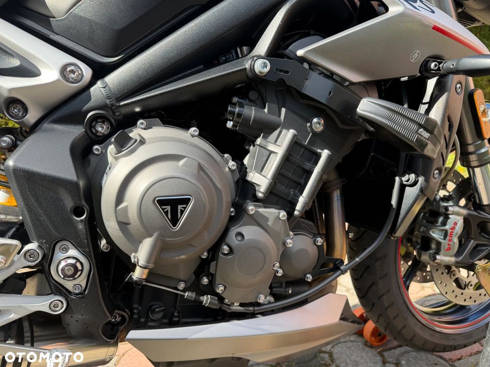 Triumph Street Triple - 9